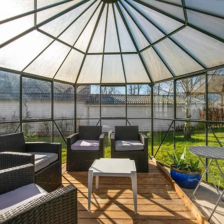 3 Bedroom Beautiful In Dom wakacyjny
