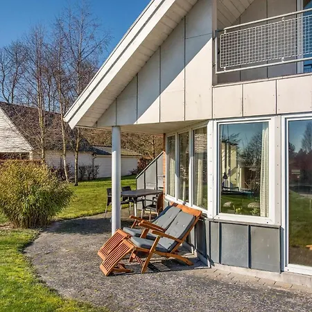 3 Bedroom Beautiful In Dom wakacyjny Gråsten